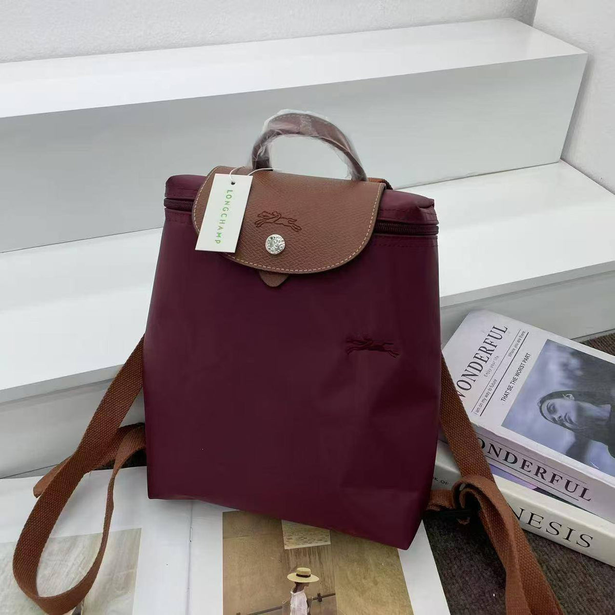 Lacoste
28*26*10cm
65 dhs🇦🇪🇦🇪
Zain17
♥️♥️♥️