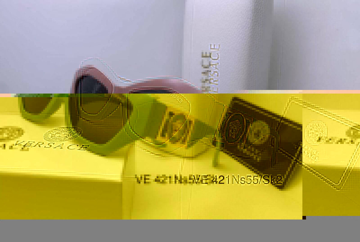 Ladies
Versace
sunglasses
70 dhs🇦🇪🇦🇪
Zain126
♥️♥️♥️