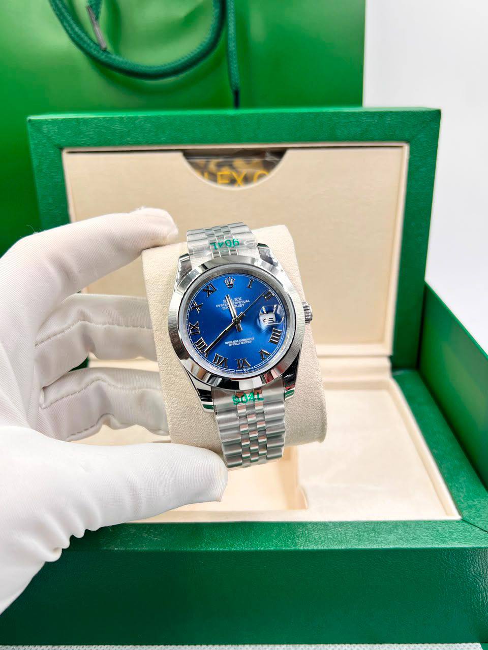 Rolex
Master
190 dhs✅
Automatic
41mm
Zain85
♥️♥️♥️