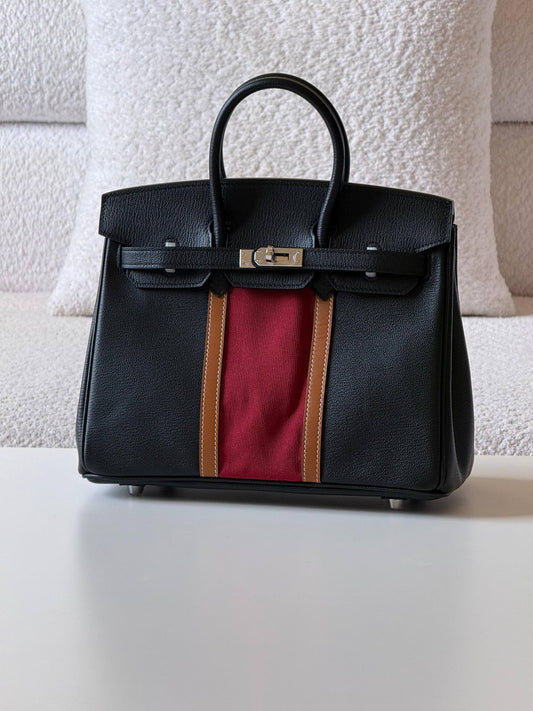 Hermes
Birkin 25cm💥Master quality ✅with box📦
610 dhs❣️
Zain52
♥️♥️♥️