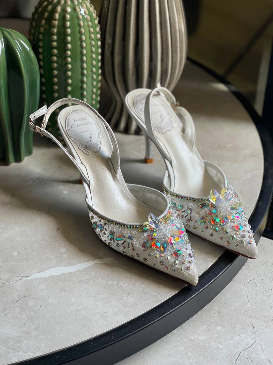 RENE CAOVILLA ✔️
VIP QUALITY ✅
Size : 36 TO 41
450 dhs✅
Zain113
♥️♥️♥️