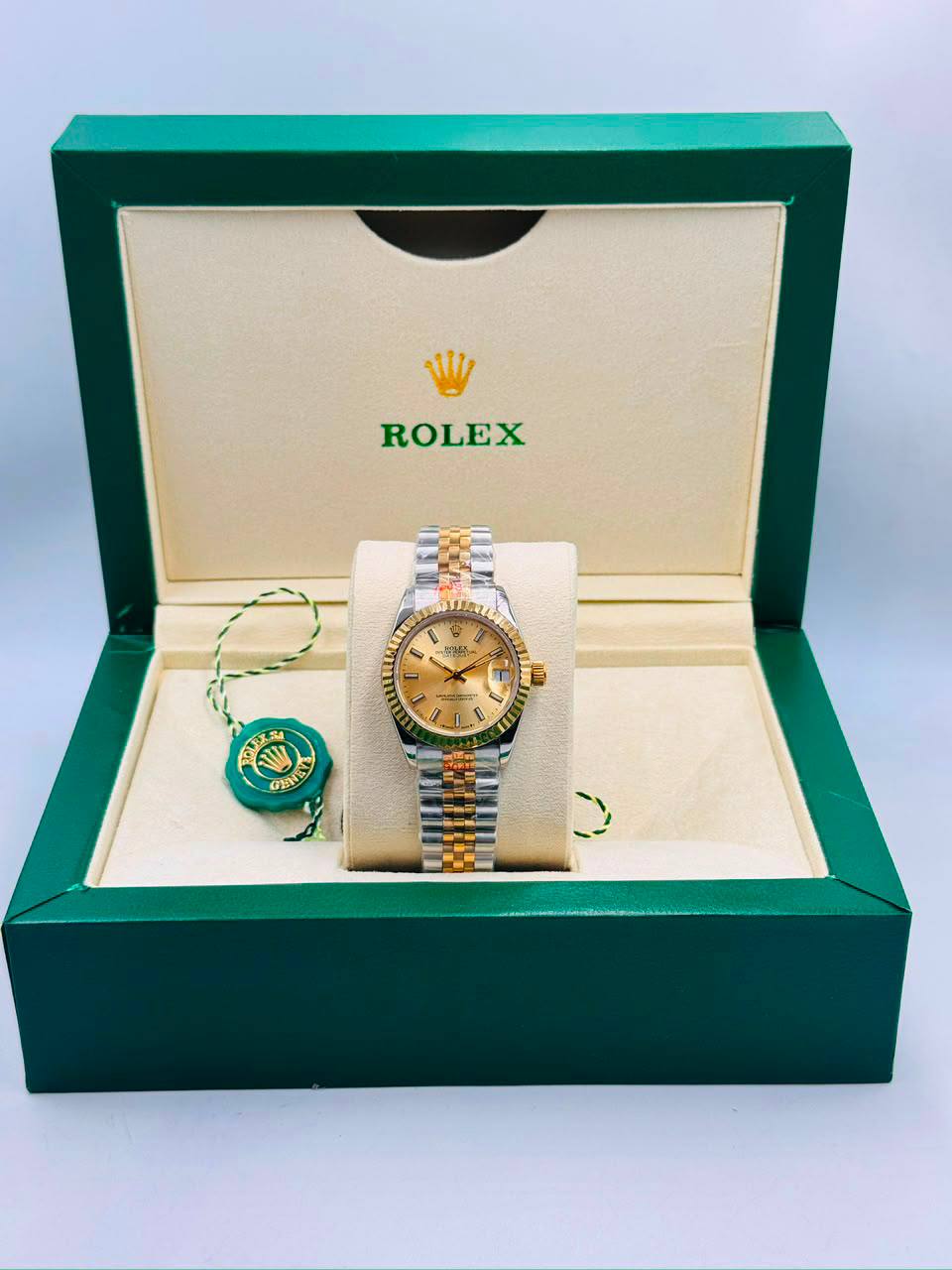 Rolex Ladies Master quality
*Automatic*
230 dhs✅
Zain08
♥️♥️♥️