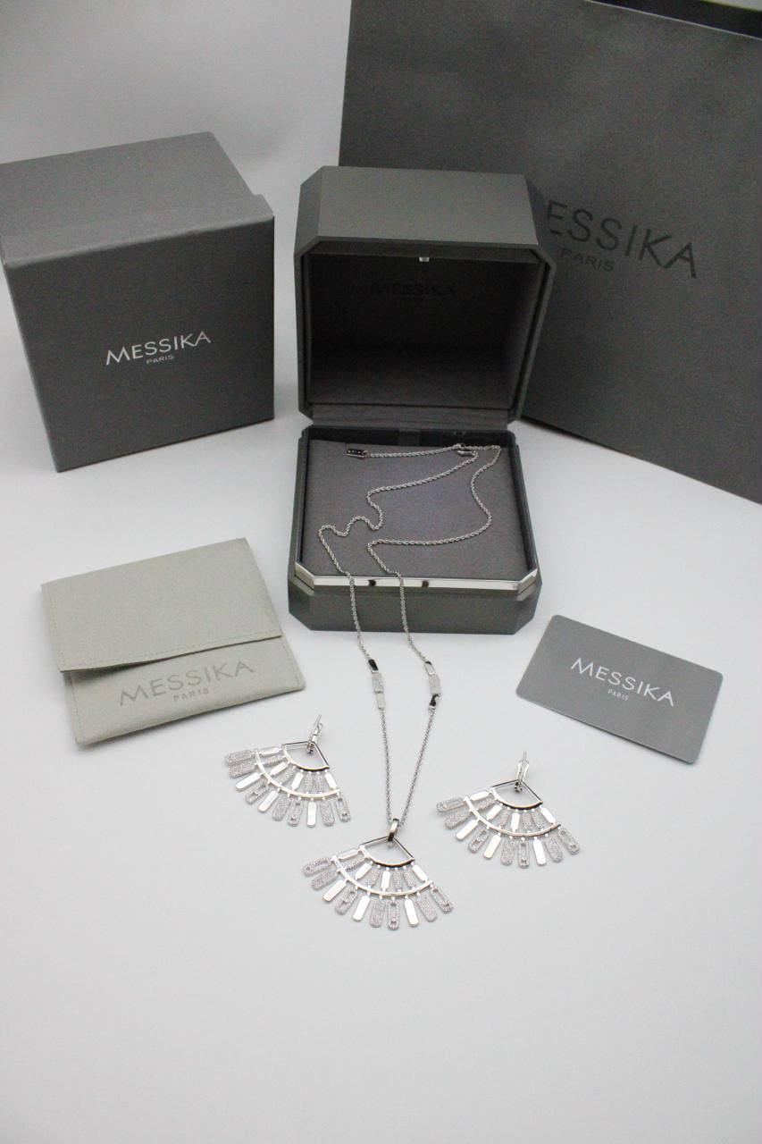 Messika
Set
220 dhs🇦🇪🇦🇪
Zain122
♥️♥️♥️