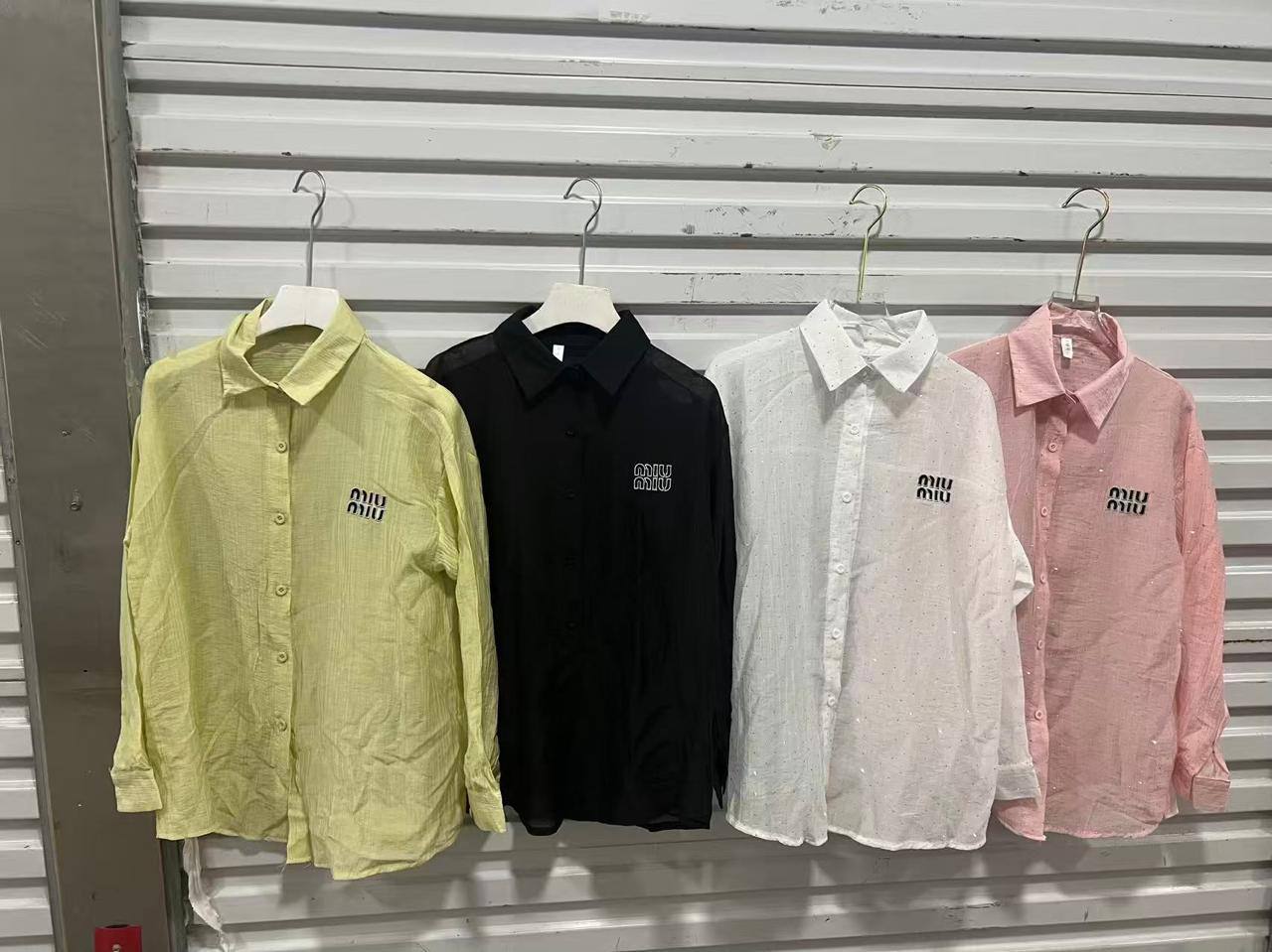 Free Size
Miu Miu
75 dhs🇦🇪
Zain140
♥️♥️♥️
