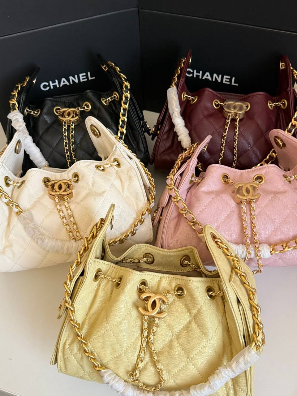 Chanel
Master🌺
270 dhs✅
Zain134
♥️♥️♥️