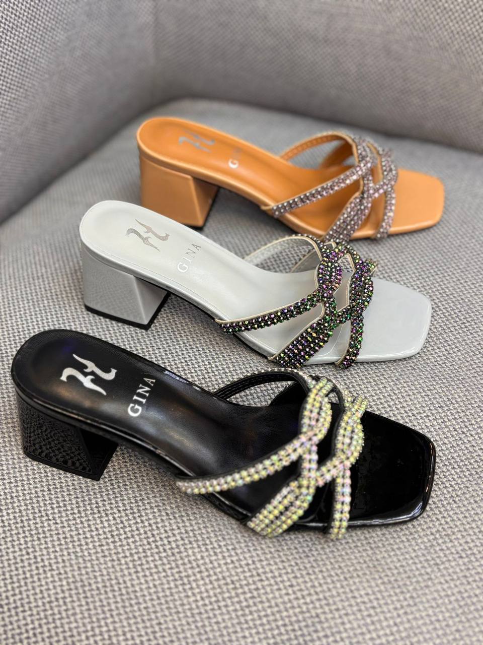 Gina
110 dhs✅
Size 36-42
Zain55
♥️♥️♥️