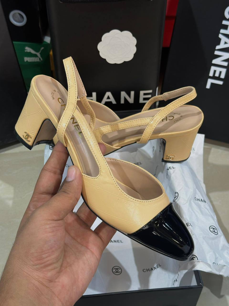 chanel
Size 36 to 41
110 dhs🪙🌨️
Zain103
♥️♥️♥️
