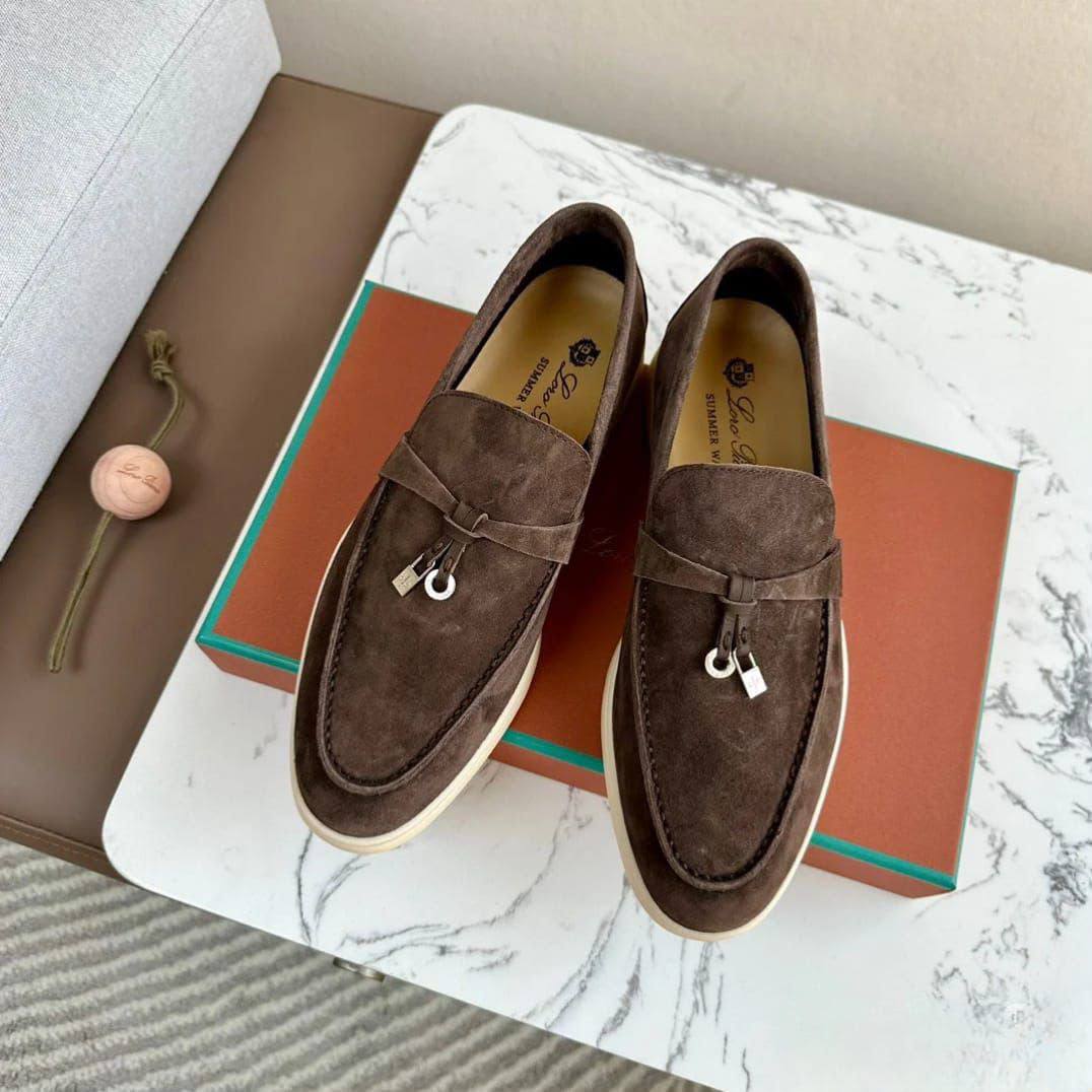 NEW CAME
GOOD QUALITY
LORO PIANA
130 dhs✅
Size 36 TO 41
Zain40
♥️♥️♥️