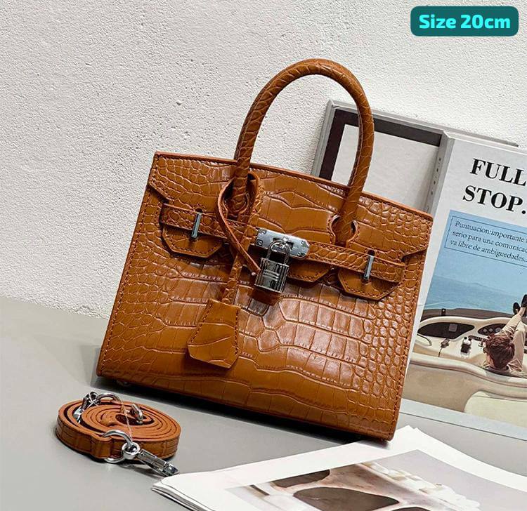 Hermes
Good quality
with box
🎁🎁🎁
95 dhs🪙🌨️
Zain158
♥️♥️♥️