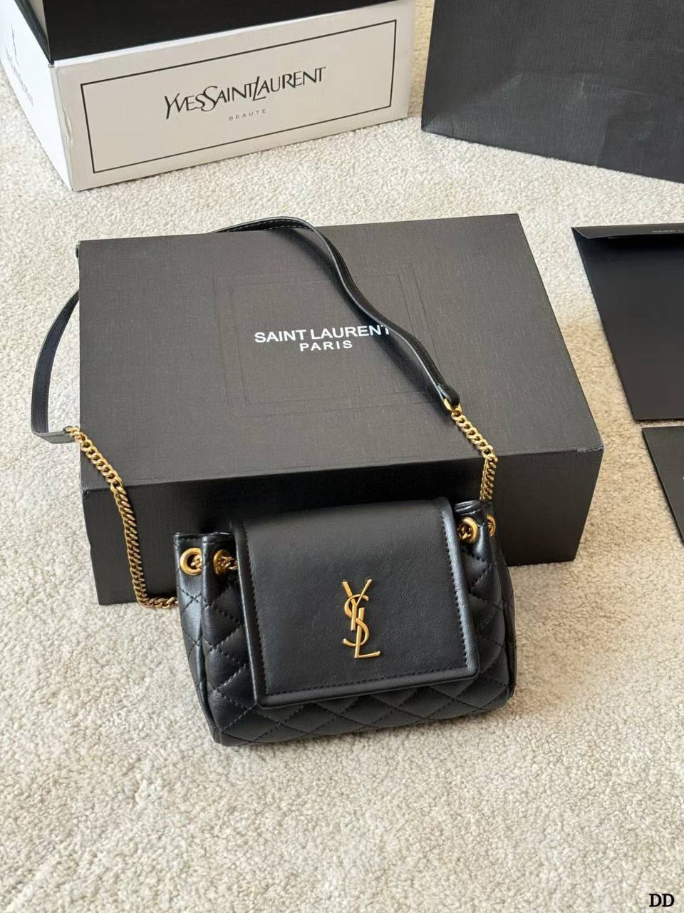 YSL
Master
250 dhs✅
Zain141
♥️♥️♥️