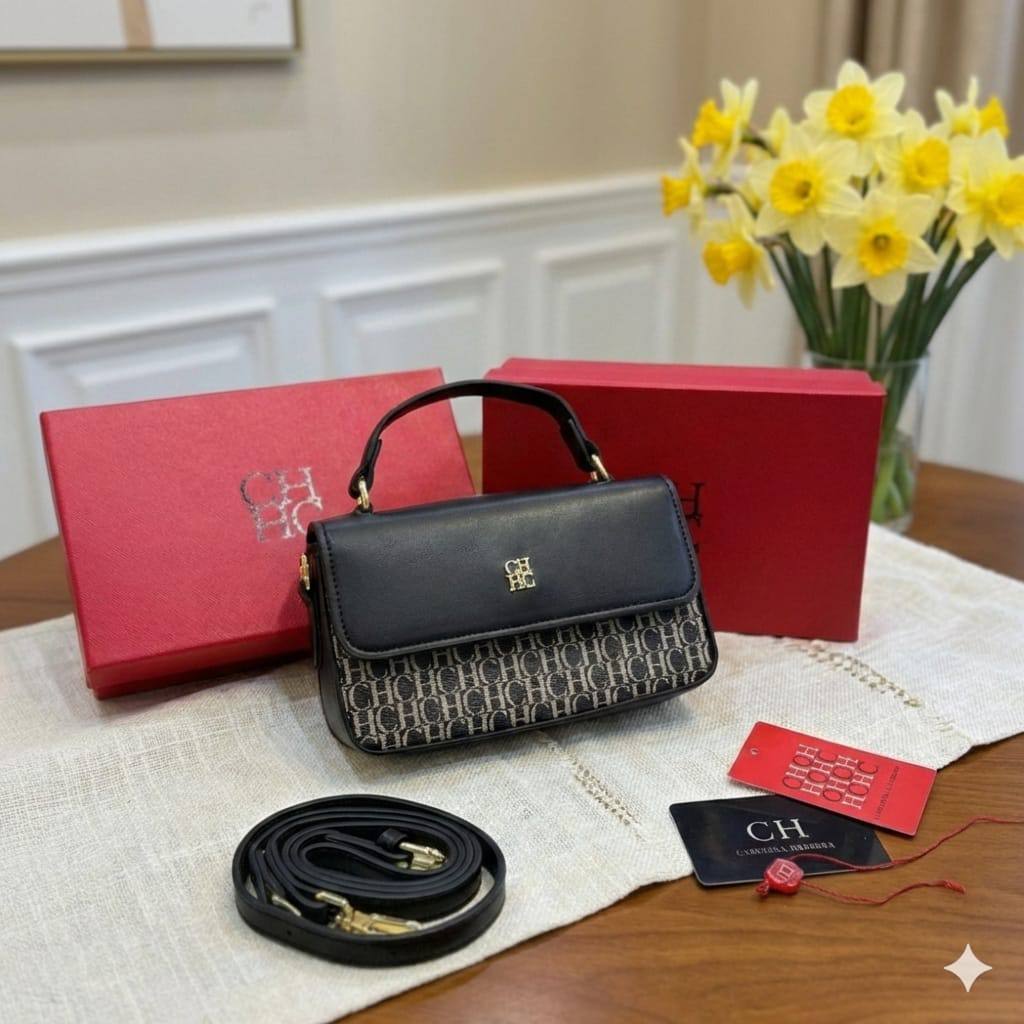 CH - Carolina Herrera
ʜᴀɴᴅʙᴀɢ ᴛᴏᴘ ʜᴀɴᴅʟᴇ
ɪɴ ᴍᴏɴᴏɢʀᴀᴍᴍᴇᴅ ᴘᴀᴛᴛᴇʀɴ
ɢᴏʟᴅ ʜᴀʀᴅᴡᴀʀᴇ
sɪᴢᴇ: 18 cm
ᴡɪᴛʜ ʙᴏx
🎁🎁🎁
90 dhs✅
Zain31
♥️♥️♥️