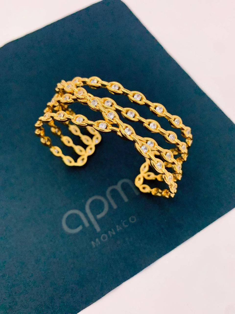 APM
MASTER BANGLE
90 dhs❤️
WITH GOOD BOX AND PAPER BAG🎁🎁🎁
Zain89
♥️♥️♥️
