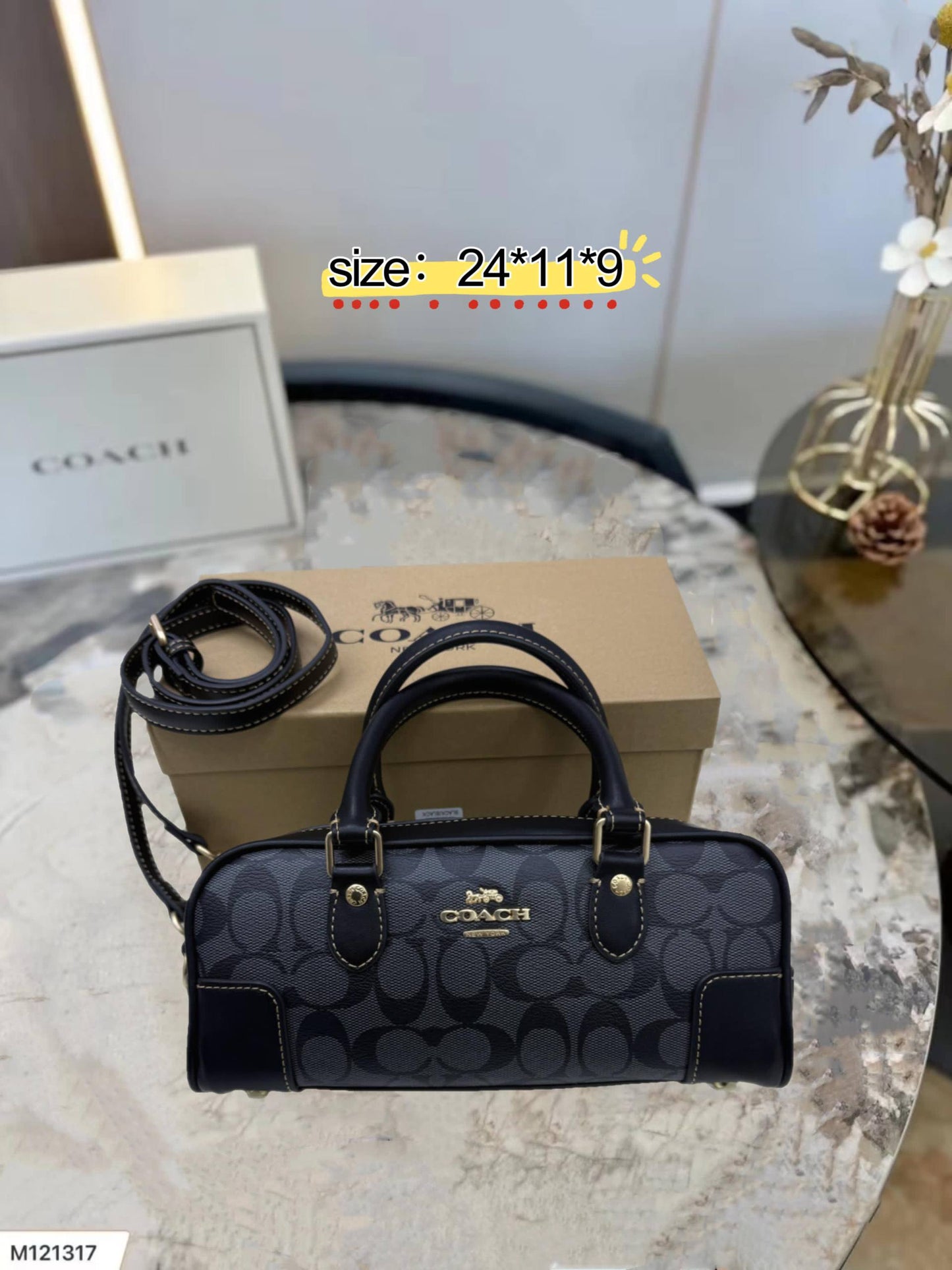 Coach
✨✨NEW ✨✨
95 dhs❣️
with box
🎁🎁🎁
Zain38
♥️♥️♥️