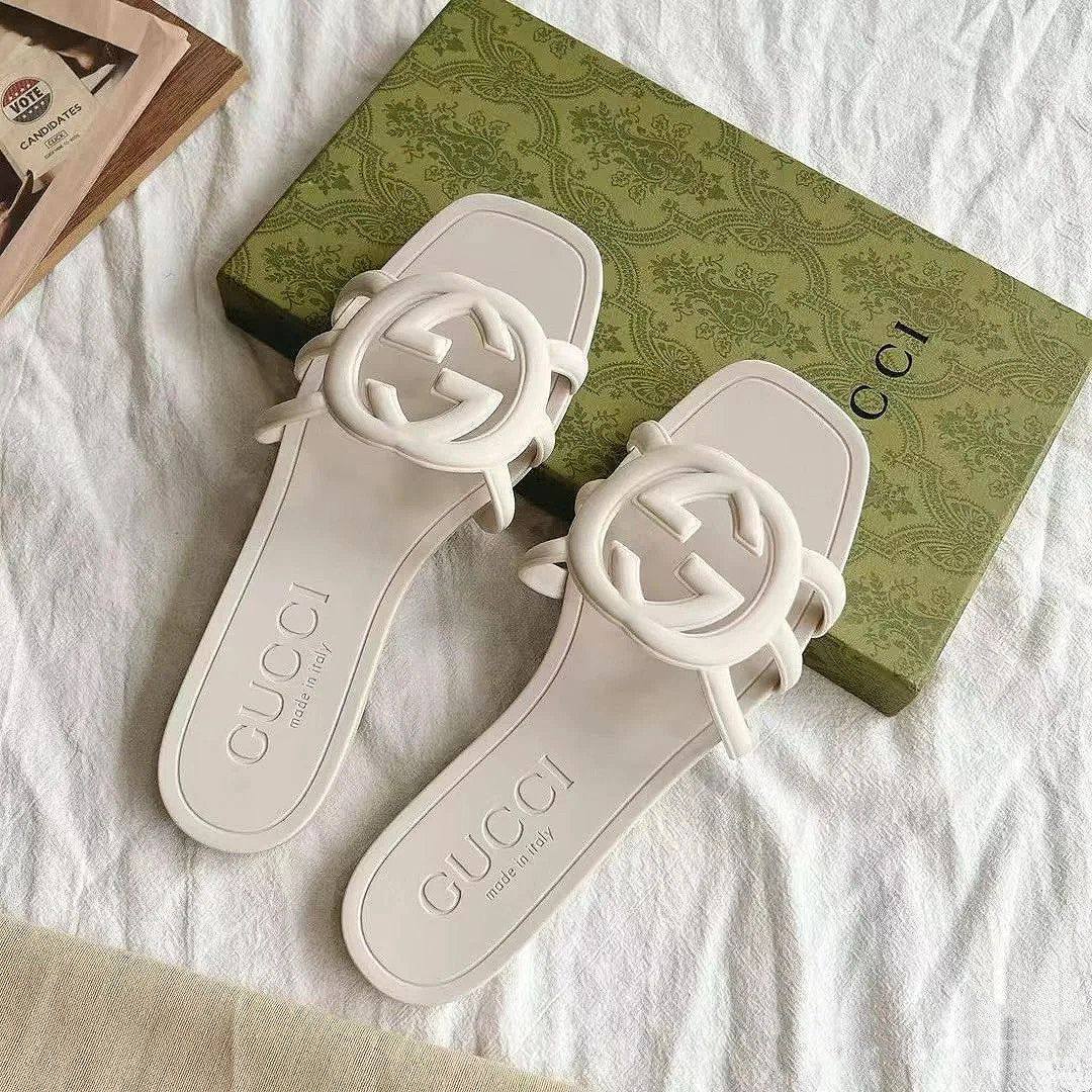 Gucci slipper
Size:36 to 41
70 dhs🇦🇪
Zain241
♥️♥️♥️