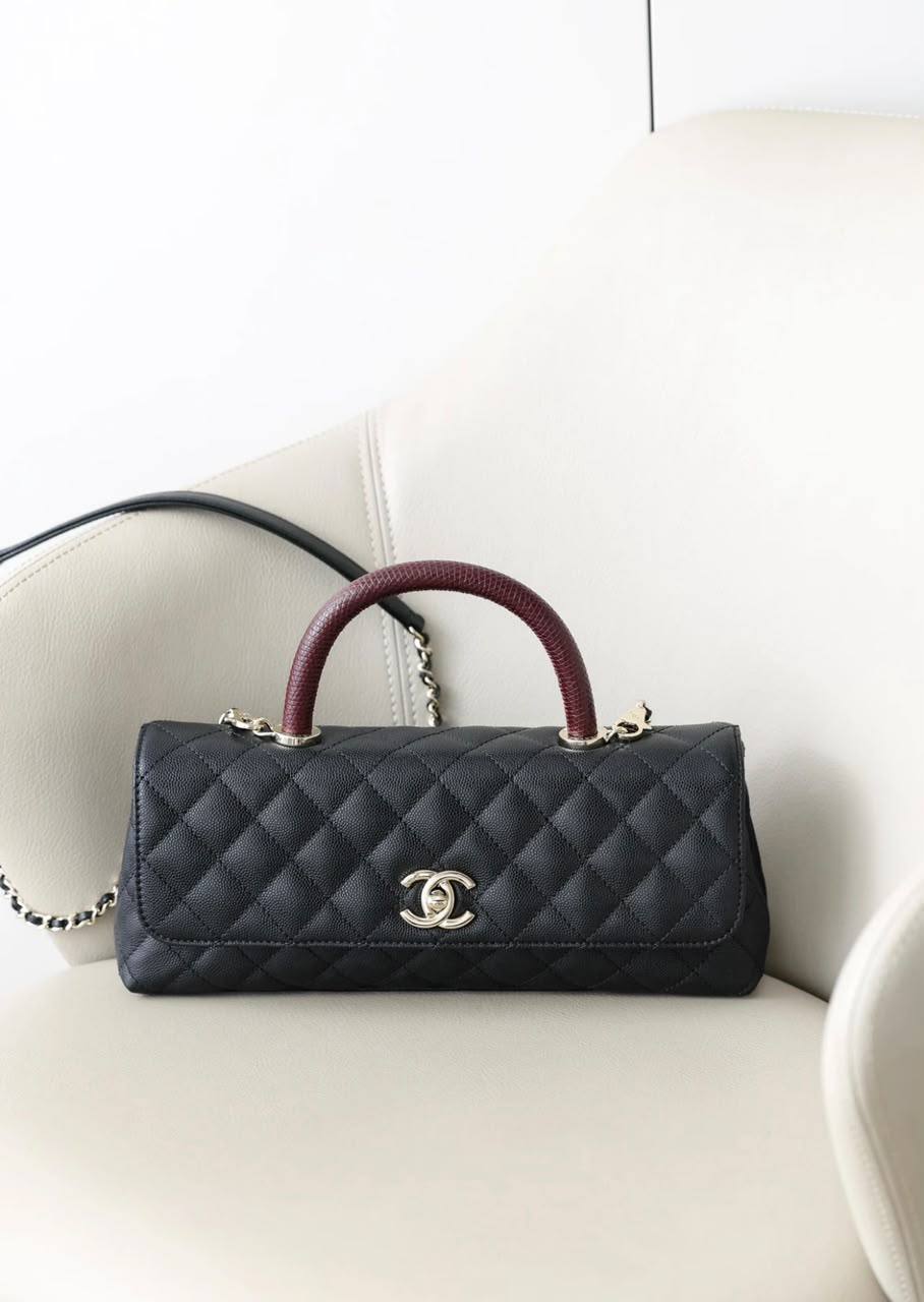 Chanel
200 dhs
with box
Zain38
♥️♥️♥️