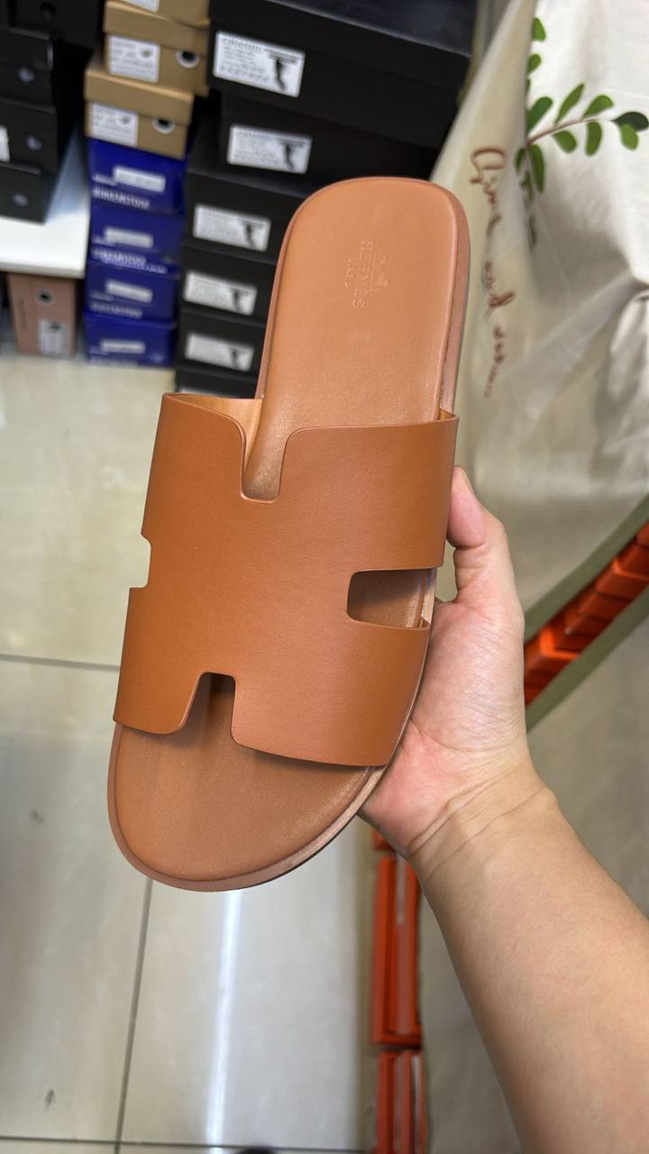 Hermes
Size 40-46
100 dhs✅
Zain145
♥️♥️♥️
