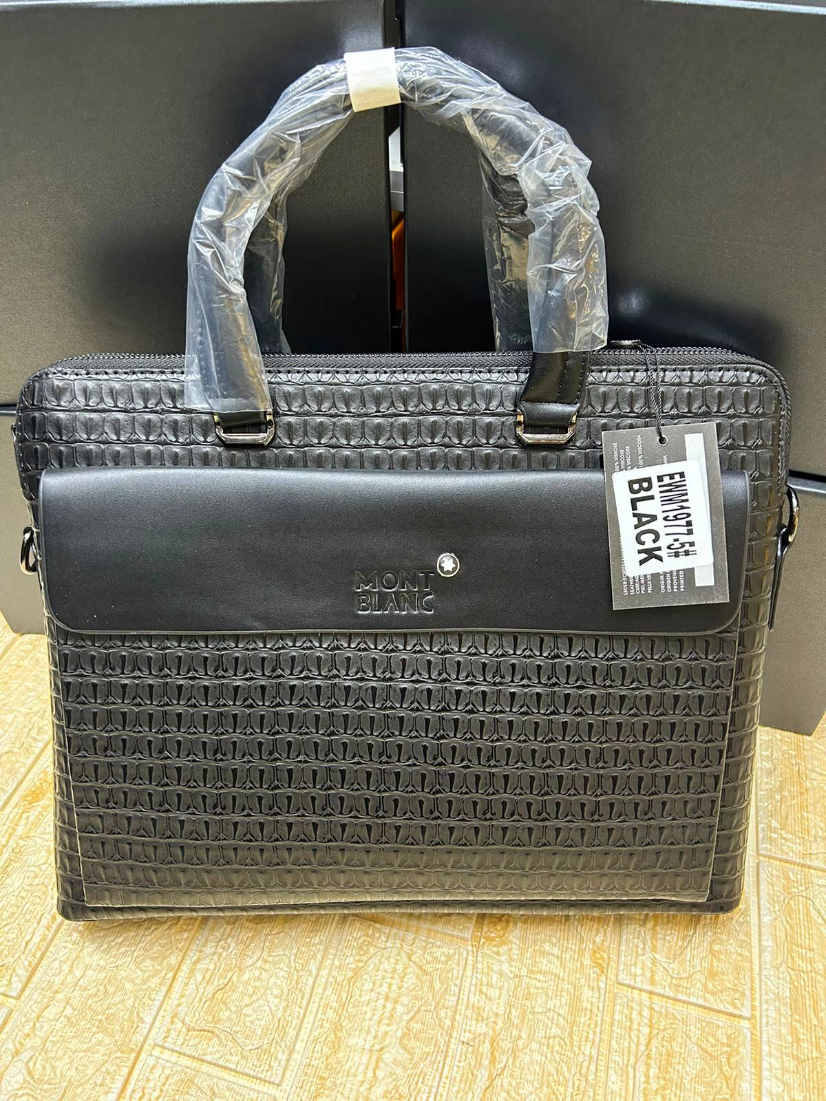 Laptob Bags
110 dhs✅
Zain190
♥️♥️♥️