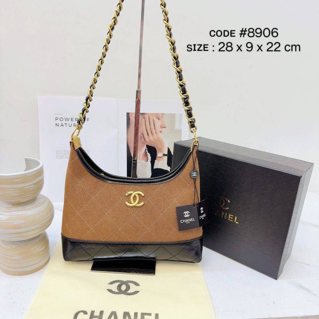 CHANEL ʟᴏᴏᴘ ʜᴏʙᴏ
sʜᴏᴜʟᴅᴇʀ ʙᴀɢ
ǫᴜɪʟᴛᴇᴅ ʟᴀᴍʙsᴋɪɴ
ɢʟᴏssʏ ʟᴇᴀᴛʜᴇʀ
ʜᴀs ɢᴏʟᴅ ᴄʜᴀɪɴ ʙᴇʟᴛ
ᴀɴᴅ ʟᴏɴɢ ʙᴇʟᴛ sᴛʀᴀᴘ
ɢᴏʟᴅ ʜᴀʀᴅᴡᴀʀᴇ
sɪᴢᴇ : 28 cm
ᴡɪᴛʜ BOX
🎁🎁🎁
80 dhs🌺
Zain31