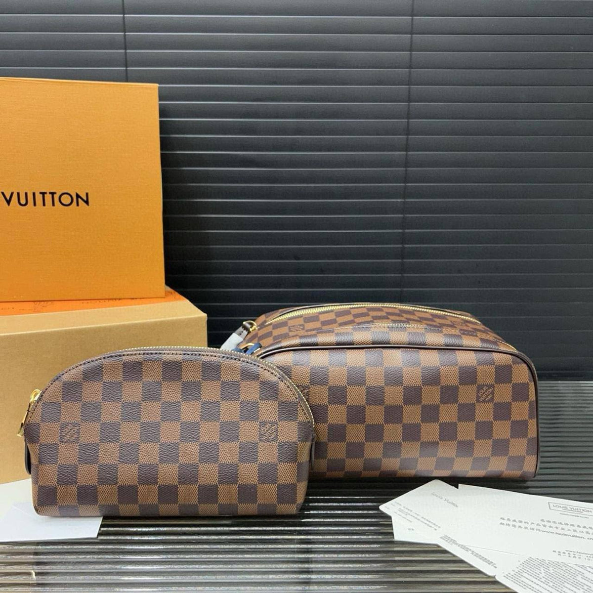LOUIS VUITTON
FOR MAN
HAND BAG
GOOD QUALITY
WITH BOX
80 dhs🇦🇪🇦🇪
Zain17
♥️♥️♥️