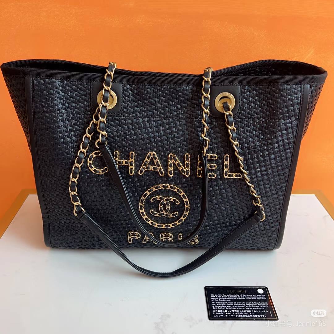 Chanel
Master🌹🌹🌹
240 dhs✅
Zain10
♥️♥️♥️