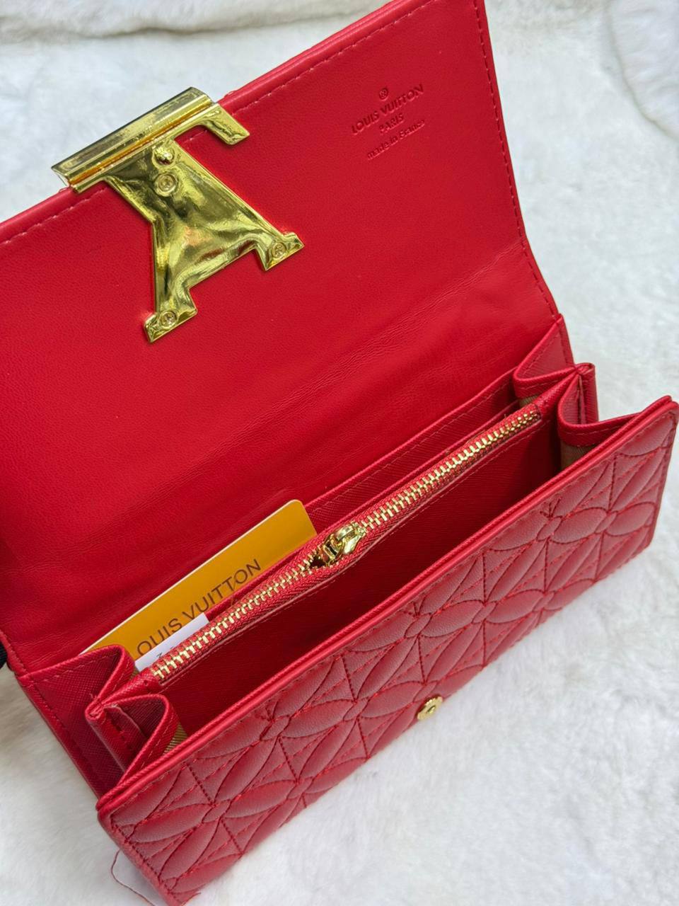 NEW CAME
LV WALLET
GOOD QUALITY
40 dhs❣️
Zain40
♥️♥️♥️