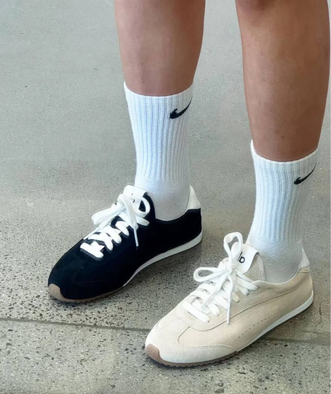 ALO sunset sneaker,
size 36 to 45,
270 dhs🪙🌨️
Zain196
♥️♥️♥️