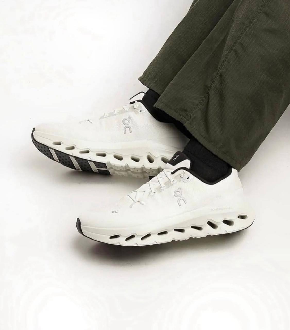 On Running Cloudtilt Pearl Ice,
Size 36-45 ,
240 dhs💓
Zain18
♥️♥️♥️