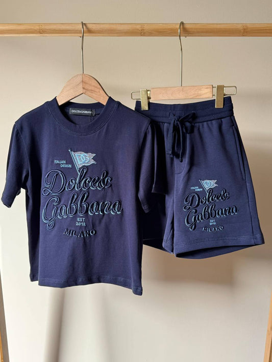 D&G
Super master quality 😍
Size:. 2/12years old
240 dhs🇦🇪
Zain261
♥️♥️♥️