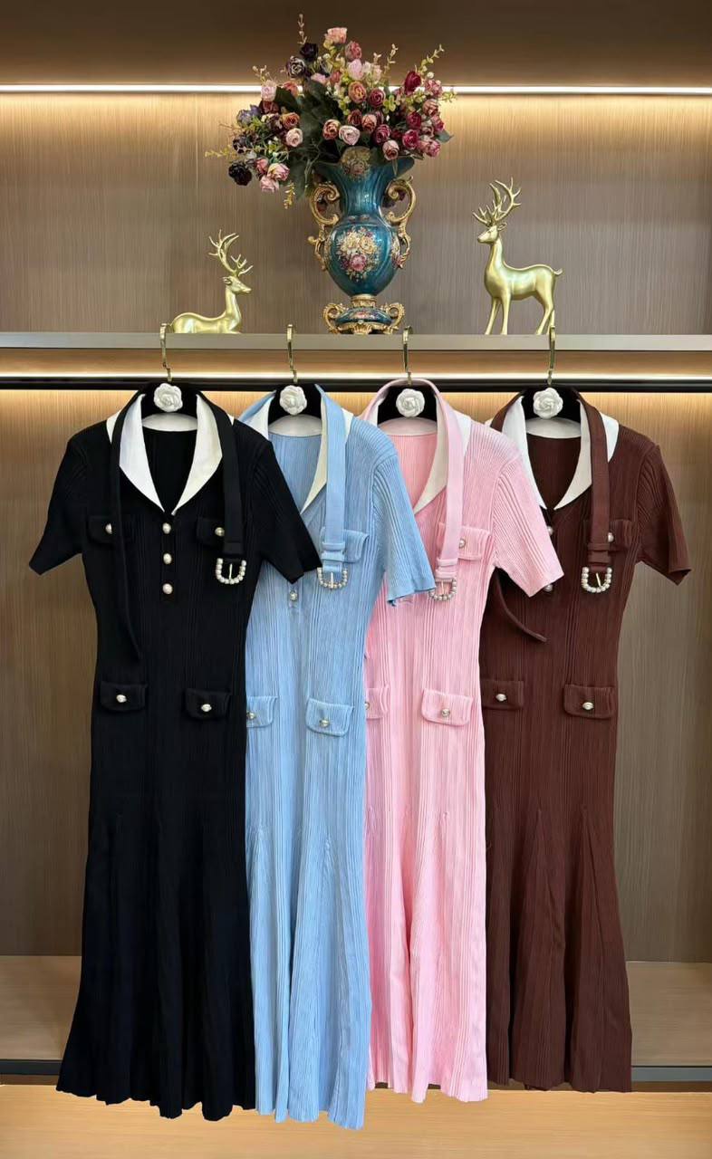 New collections* SELF-PORTRIT
Super Master quality
Sizes: S M L XL
550 dhs🇦🇪🇦🇪🇦🇪
Zain308
♥️♥️♥️