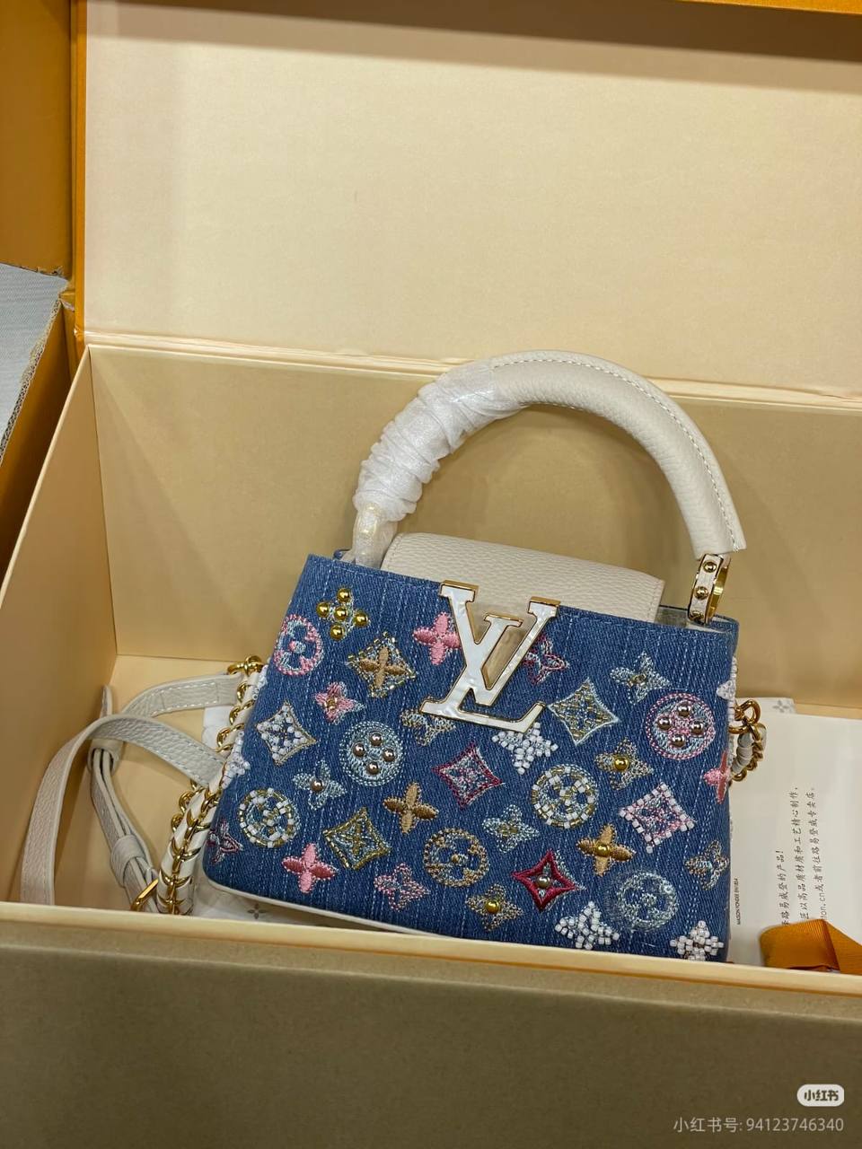LV
Master
20cm 320 dhs❤️
27cm 330 dhs❤️
Zain10
♥️♥️♥️