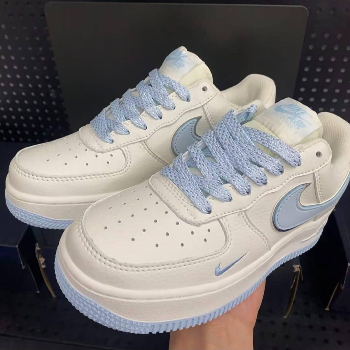 Nike
95 dhs
36-44
Zain79
♥️♥️♥️