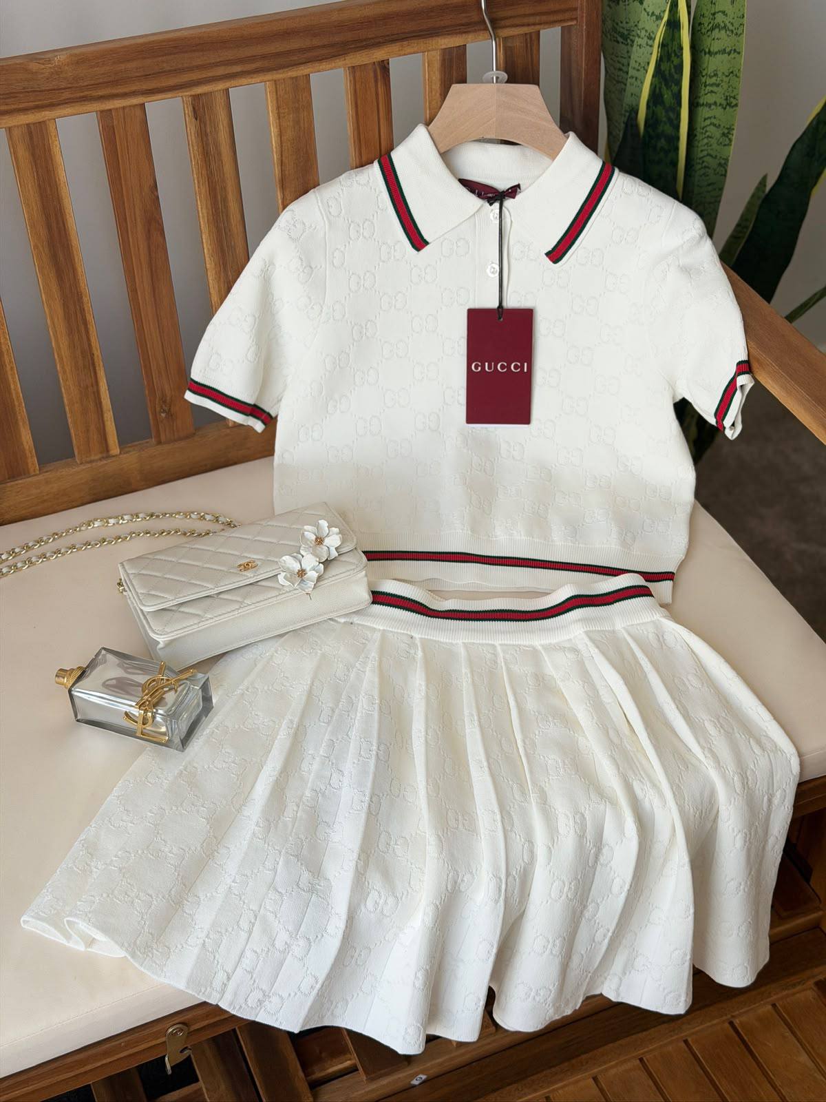 GUCCI NEW
VIP QUALITY
Size : S-M-L-XL
TOP: 350 dhs🇦🇪
SKIRT: 350 dhs🇦🇪
Zain287
♥️♥️♥️