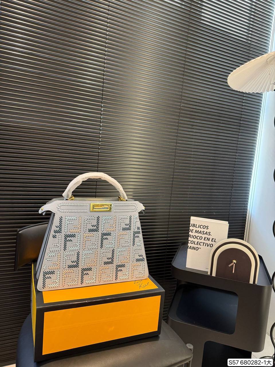 Fendi Master
420 dhs🪙💚
Zain131
♥️♥️♥️