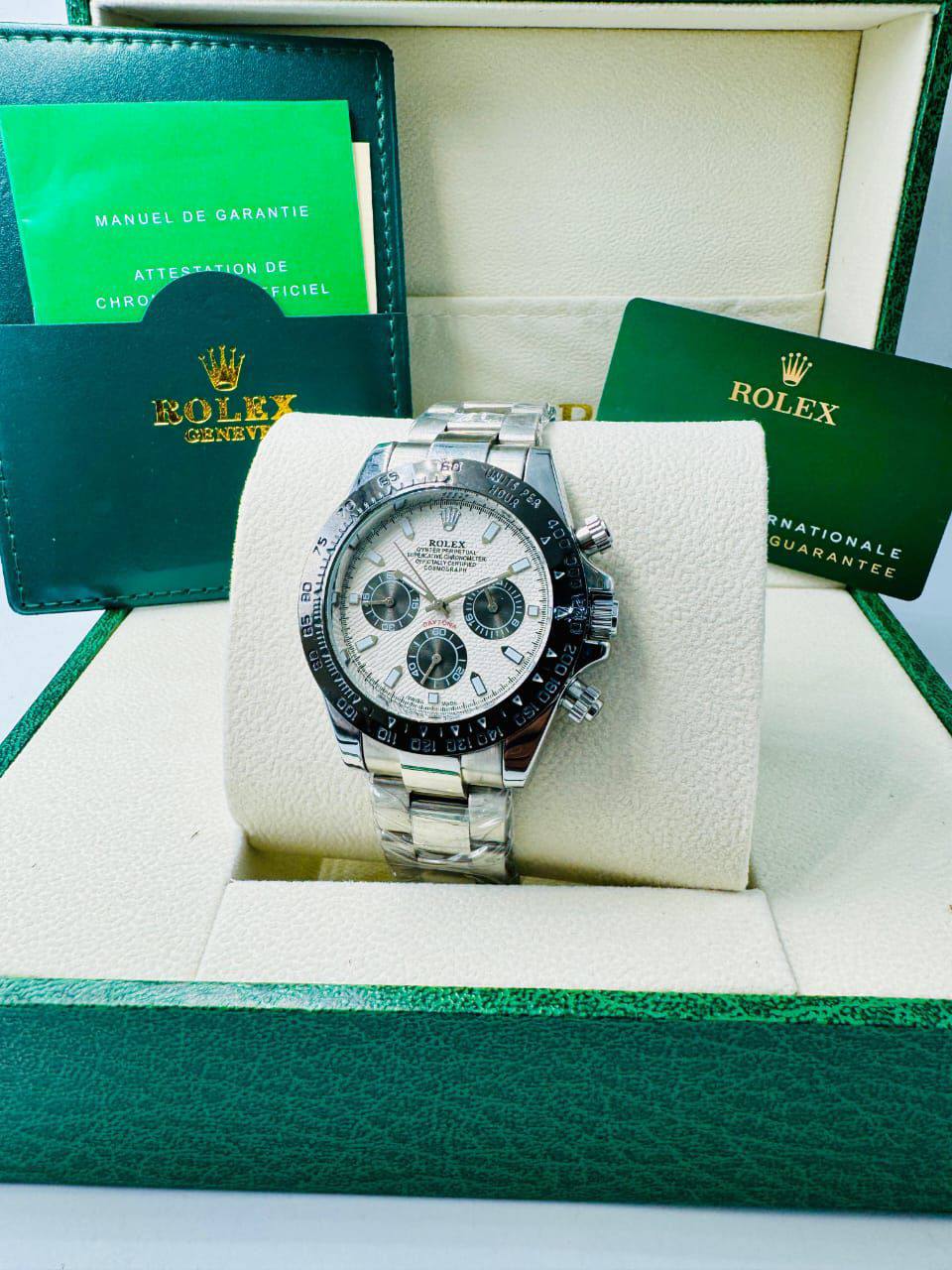 Rolex Men
offer price
70 dhs🪙🌨️
*Chronograph working*
Zain08
♥️♥️♥️