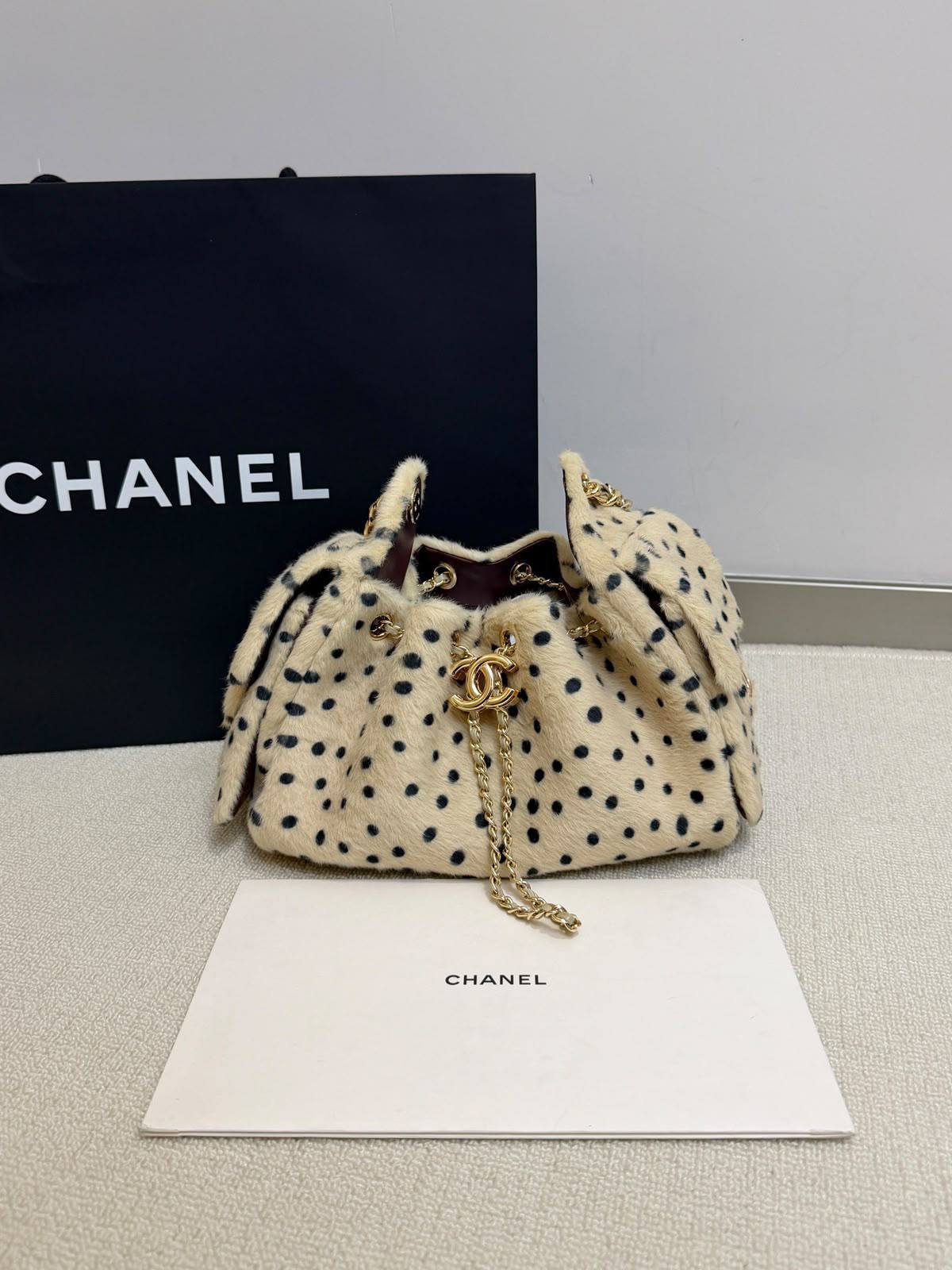 Chanel
new arrival
360 dhs🇦🇪🇦🇪
25cm
Zain228
♥️♥️♥️