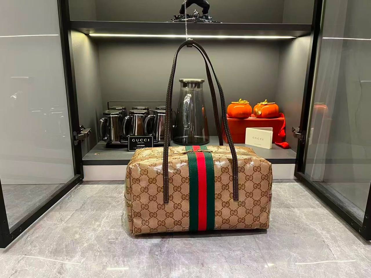Gucci
Master🌺🌺
240 dhs✅
#27cm❤️❤️🙋♂️
Zain228
♥️♥️♥️
