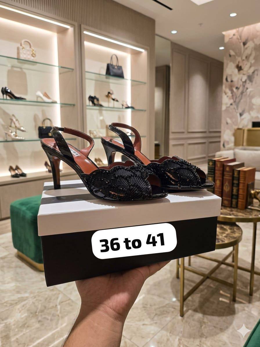 Aquazzura
140 dhs✅
Zain146
♥️♥️♥️