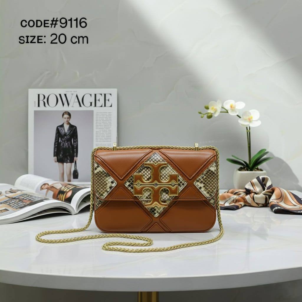 TORY BURCH ᴇʟᴇᴀɴᴏʀ
ᴅɪᴀᴍᴏɴᴅ ǫᴜɪʟᴛᴇᴅ
ᴄᴏɴᴠᴇʀᴛɪʙʟᴇ sʜᴏᴜʟᴅᴇʀ ʙᴀɢ
sɴᴀᴋᴇ ʟᴇᴀᴛʜᴇʀ ᴍᴀᴛᴇʀɪᴀʟ
sɪᴢᴇ: 20 cm
ᴡɪᴛʜ BOX🎁🎁🎁
60 dhs👑
Zain31
♥️♥️♥️