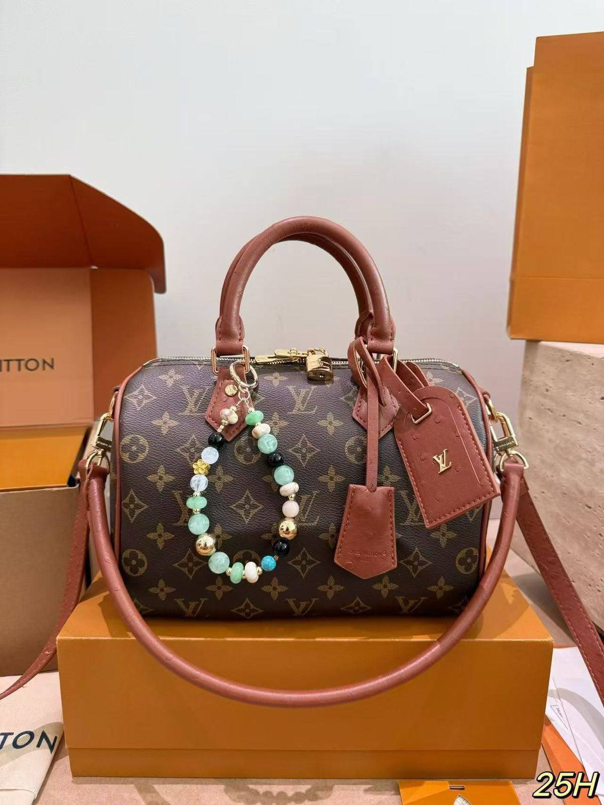 LV
Master❣️❣️
330 dhs🇦🇪🇦🇪
#25cm🩷🩷🙋♂️
Zain228
♥️♥️♥️