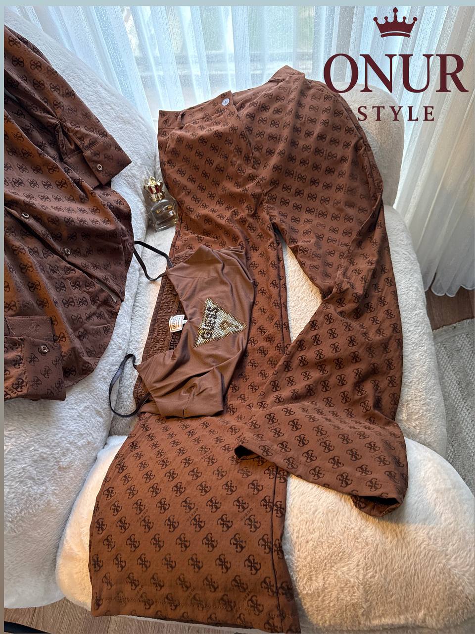 guess set
طقم 3 قطع متوفر ب 3 ألوان
قماش فخم والكتابة بالمخمل وبنفس الوقت بارد♥️
Set 3pc
Available in 3 color (brown, burgundy, beige)
Luxurious fabric, all writing in velvet ♥️
230 dhs
OnurStyle
اطلبوها من الوتس المثبت في الأعلى👆🏻👆🏻
تواصلو م