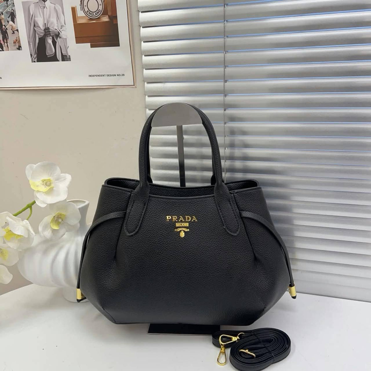 Prada
85 dhs🇦🇪🇦🇪
Zain232
♥️♥️♥️