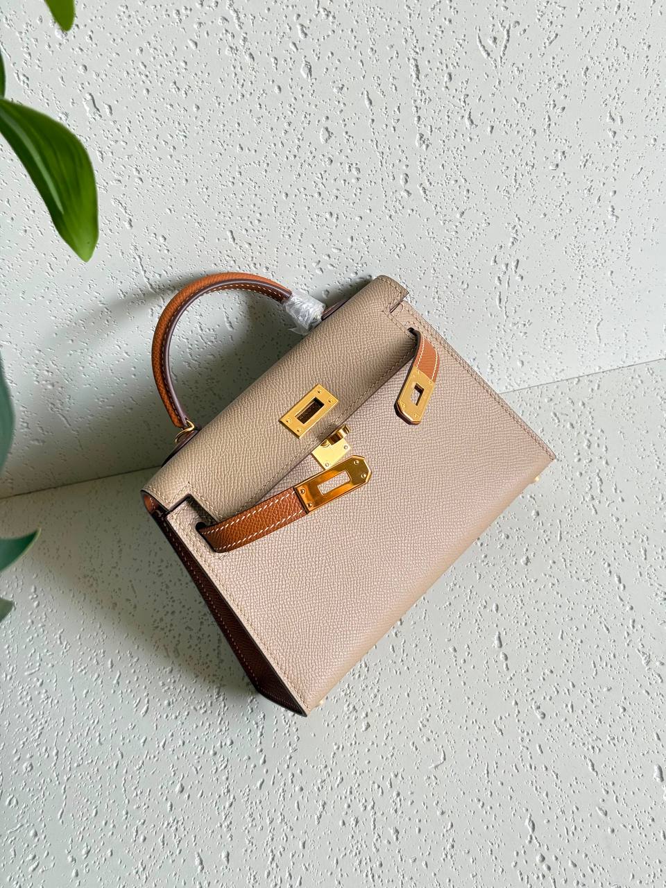 Hermes mini Kelly
*Size: mini 20cm*
*Super high quality👌🏼🪡🧶*
For Price 👇 WhatsApp✅
0568585901
0507557372
0552275751 Owner Zain 👌
Zain235
♥️♥️♥️