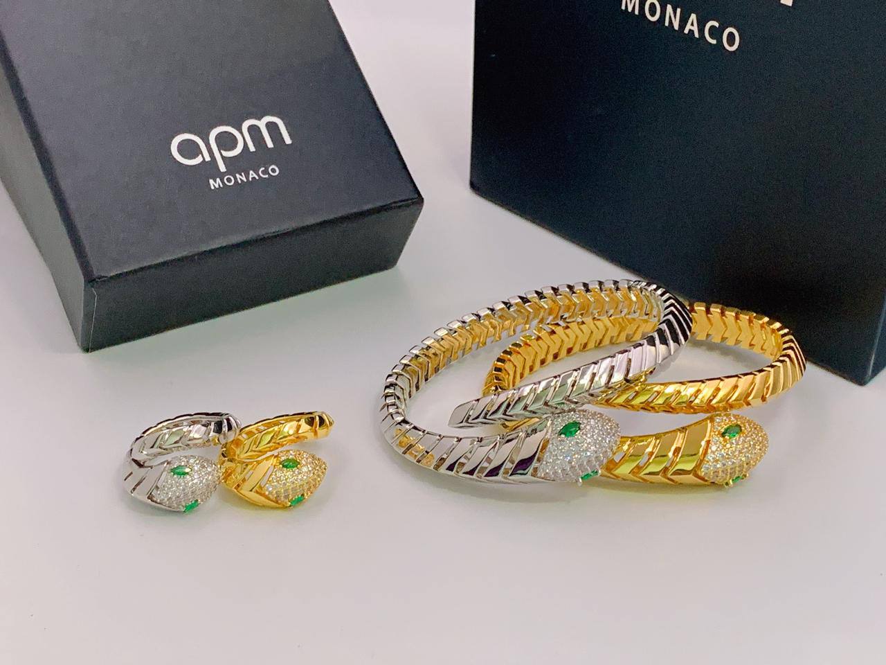 APM
BANGLE RING
115 DHS✅
WITH GOOD BOX AND PAPER BAG🎁
Zain89
♥️♥️♥️