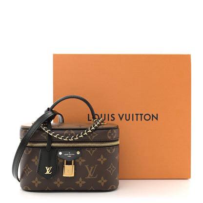 LV
105 dhs🇦🇪🇦🇪
Withbox
Size 19 cm
Zain44
Zain254
♥️♥️♥️