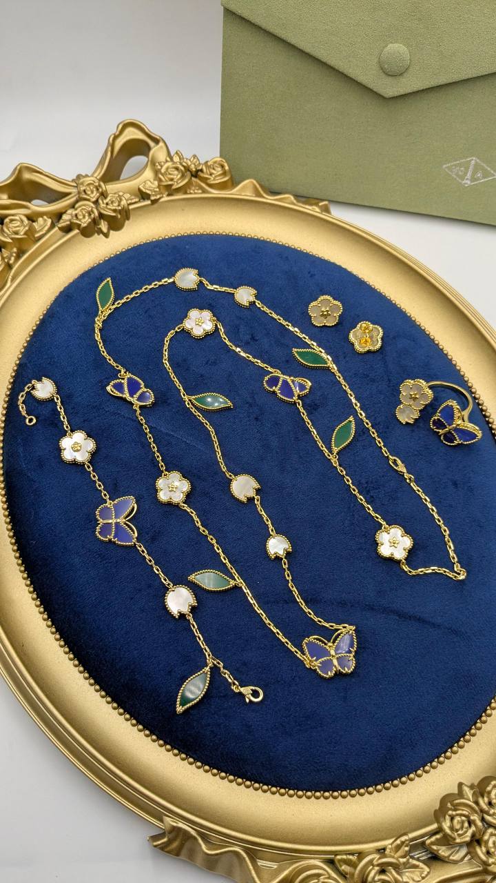 VCA
*Master Quality*
*With Gold*
*Necklace, Earrings, Bracelet & Finger Ring*
420 dhs✅ with Good Box 🎁
495 dhs✅ with Master Box 🎁
Zain210
♥️♥️♥️