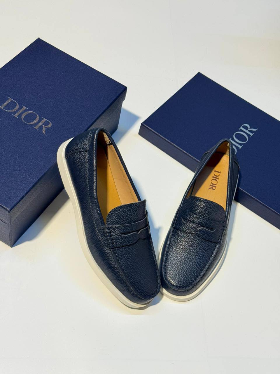 NEW CAME
DIOR SHOES MAN
GOOD QUALITY
170 dhs✅
Size 39 TO 45
Zain40
♥️♥️♥️