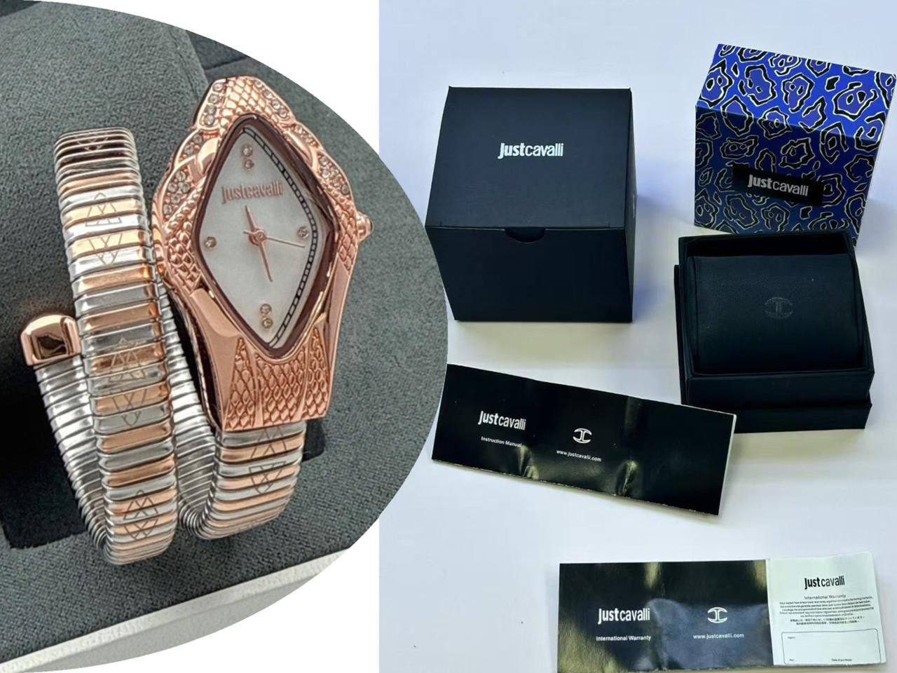 Justcavalli
With box
🎁🎁🎁
80 dhd🪙🌨️
Zain45
♥️♥️♥️