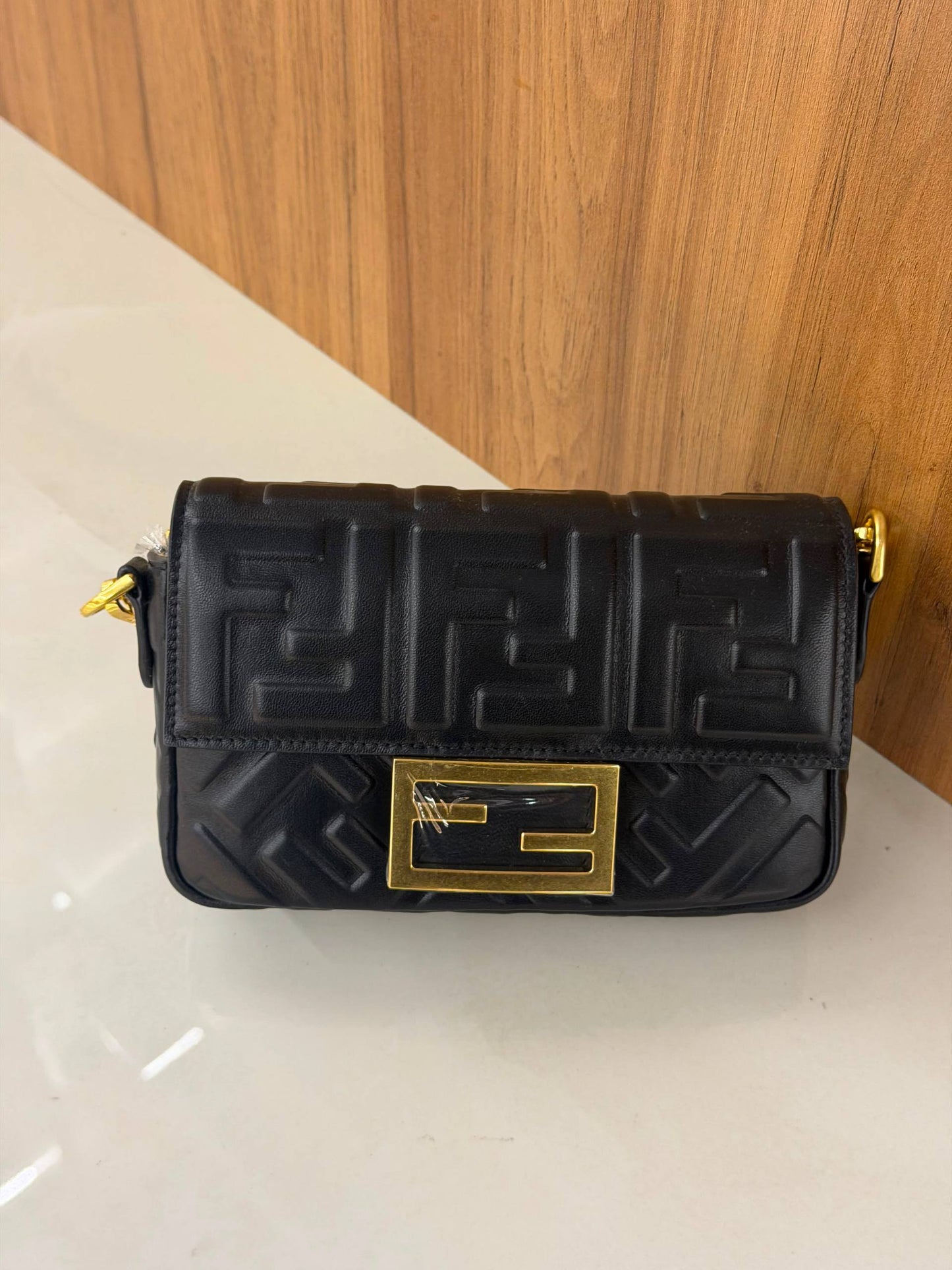 Super master fendi
850 dhs
Zain307
♥️♥️♥️