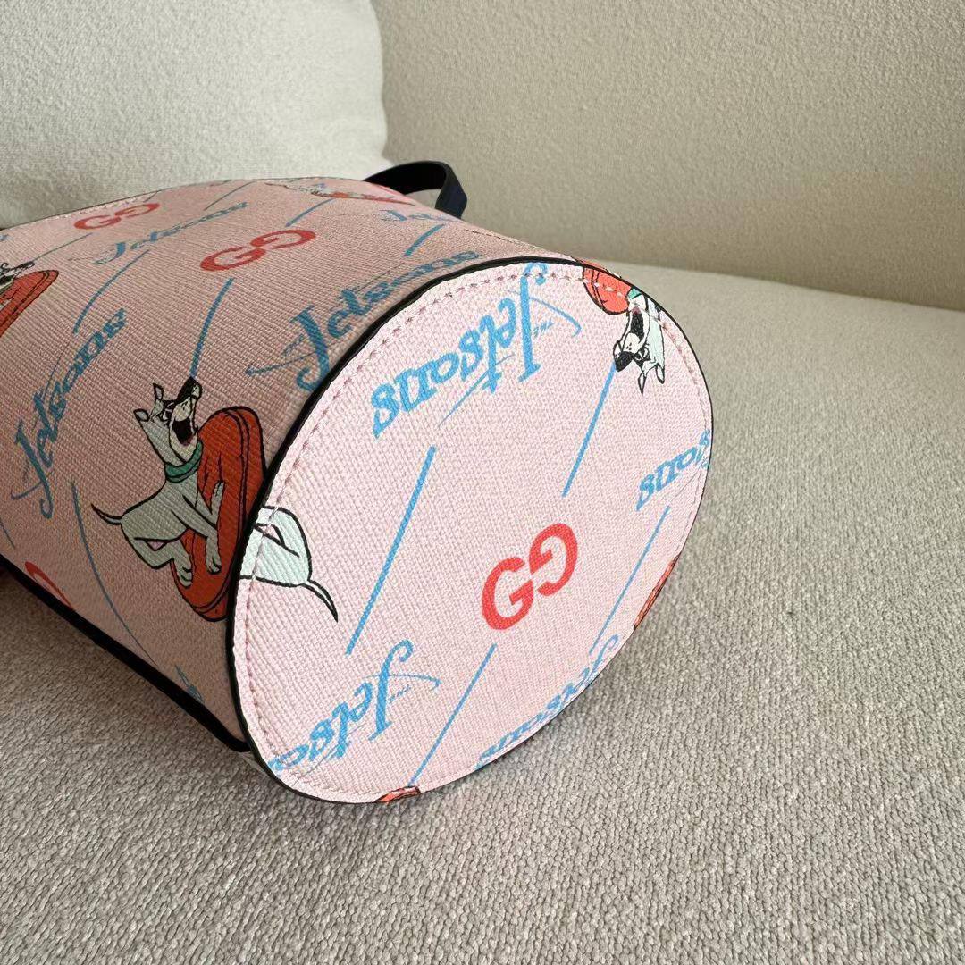 New collection{}
Brand:Gucci 🔥
Super master quality 😍
290 dhs🪙🌨️
Zain261
♥️♥️♥️