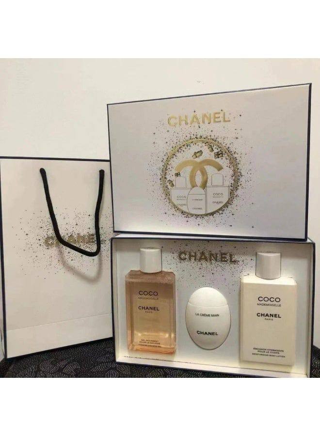 Chanel Set
95 dhs🪙🌨️
Zain01
♥️♥️♥️